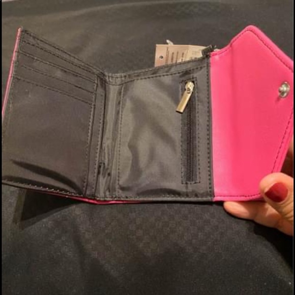 Wallet - Picture 2 of 3